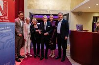 Gruppenfoto auf der Benefiz-Gala