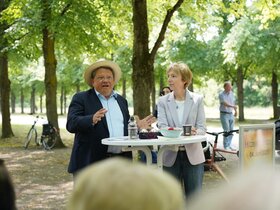 Minister Philippi beim Hitzeaktionstag