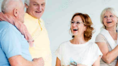 Gruppe fröhlicher Senioren